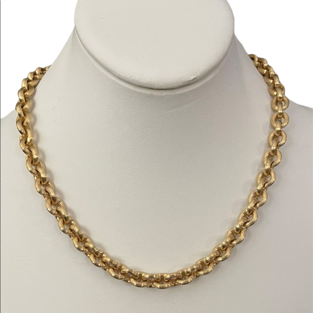 Heavy set gold tone etched round link chain necklace